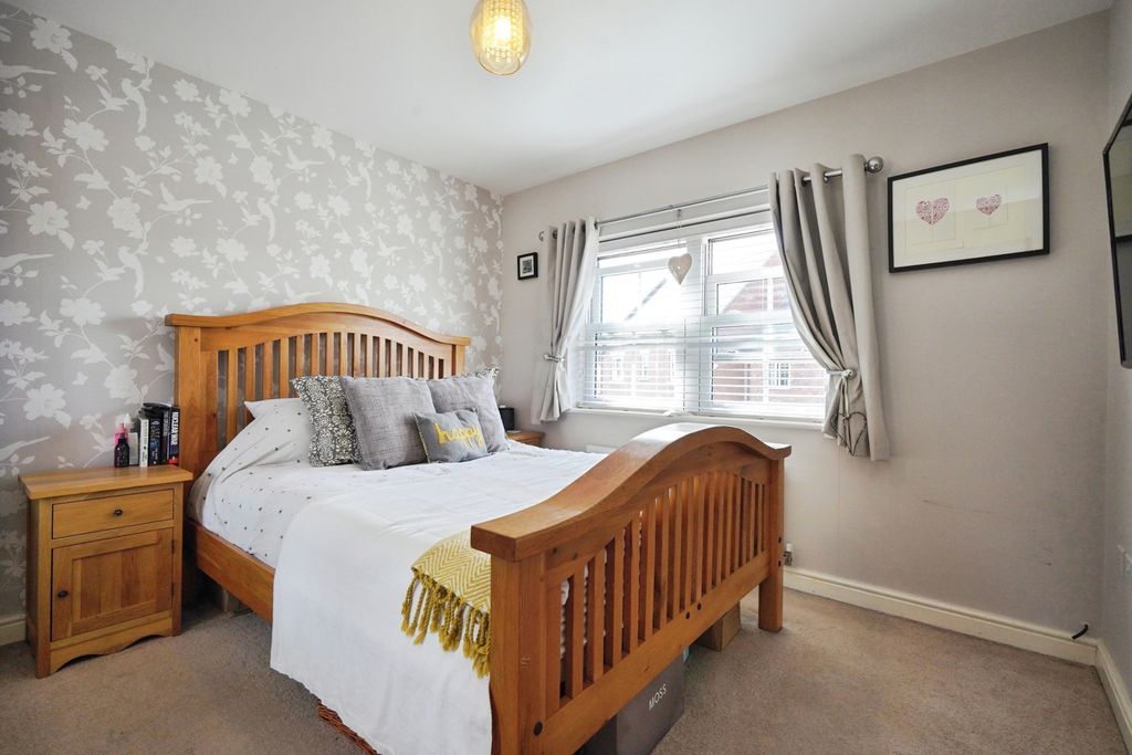 Additional image 9 of 4 bed detached house for saleMagnolia Close, Tutbury, Burton-On-Trent, Staffordshire DE13