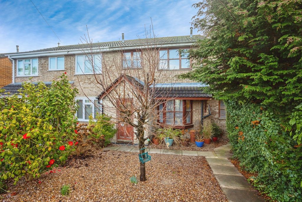 Additional image 6 of 4 bed semi-detached house for saleLawrence Way, Loughborough, Leicestershire LE11
