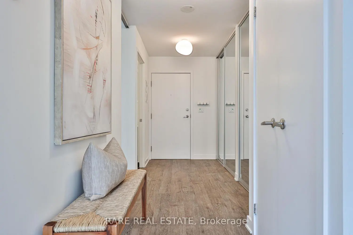 Additional image 7 of 32 Camden Street 711