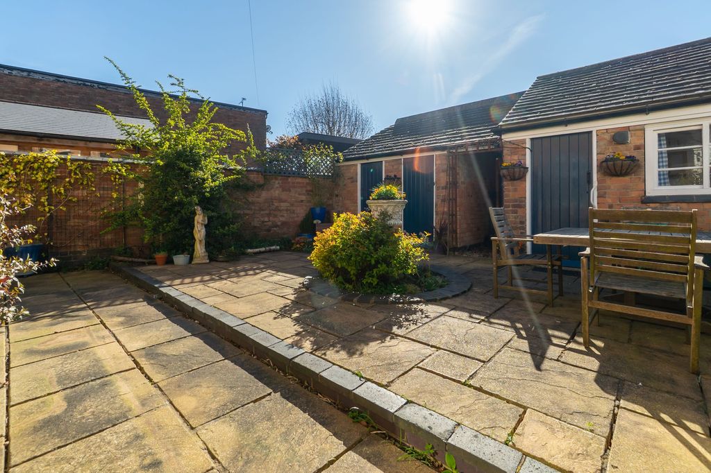 Additional image 22 of 3 bed semi-detached house for saleMain Street, Newbold Verdon LE9