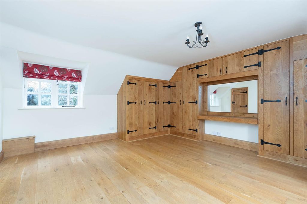 Additional image 19 of 4 bed property for saleVictoria Cottage, Park Street, Market Bosworth CV13
