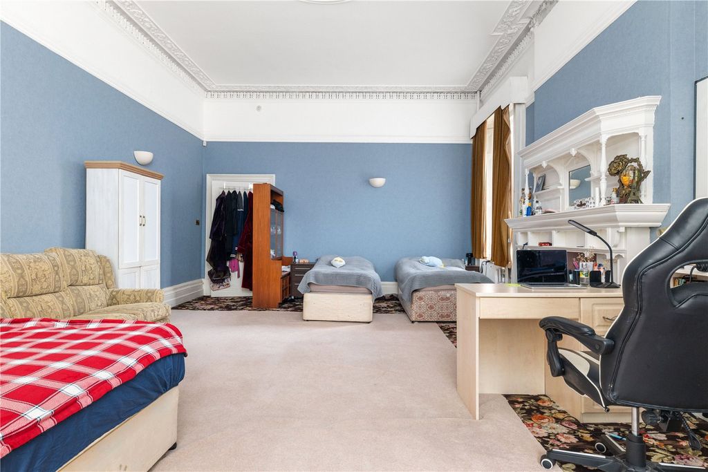 Additional image 12 of 4 bed semi-detached house for saleKnighton Park Road, Stoneygate, Leicester LE2