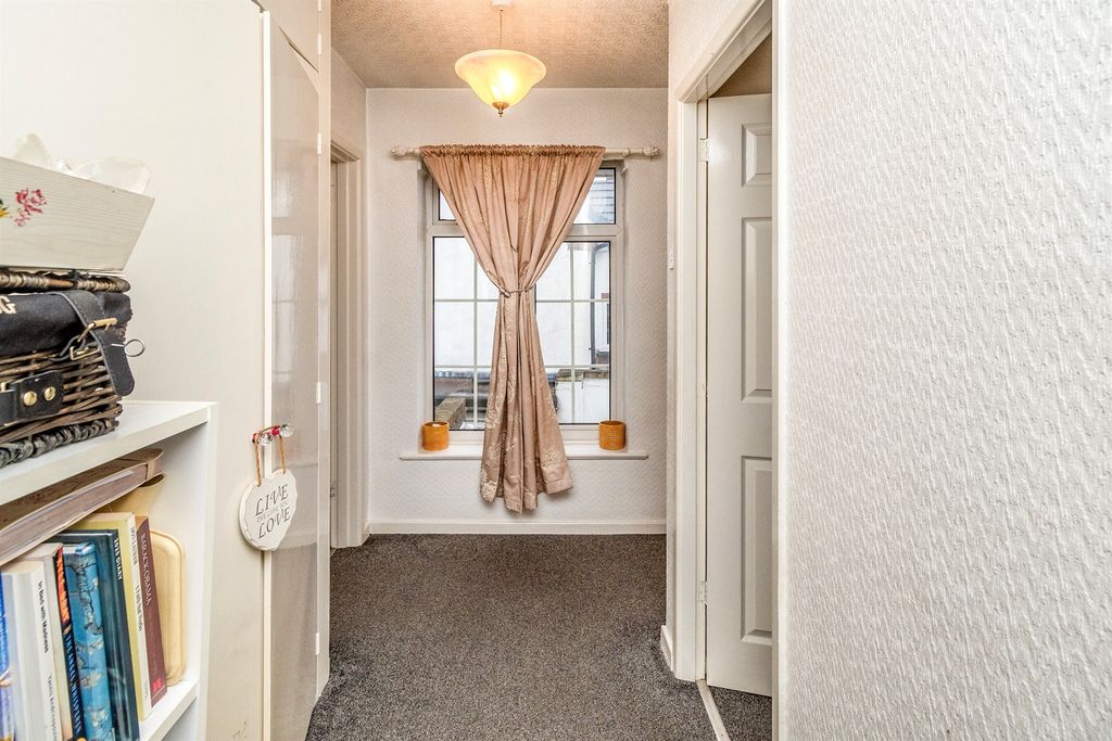 Additional image 17 of 3 bed detached house for saleYork Avenue, Finchfield, Wolverhampton WV3