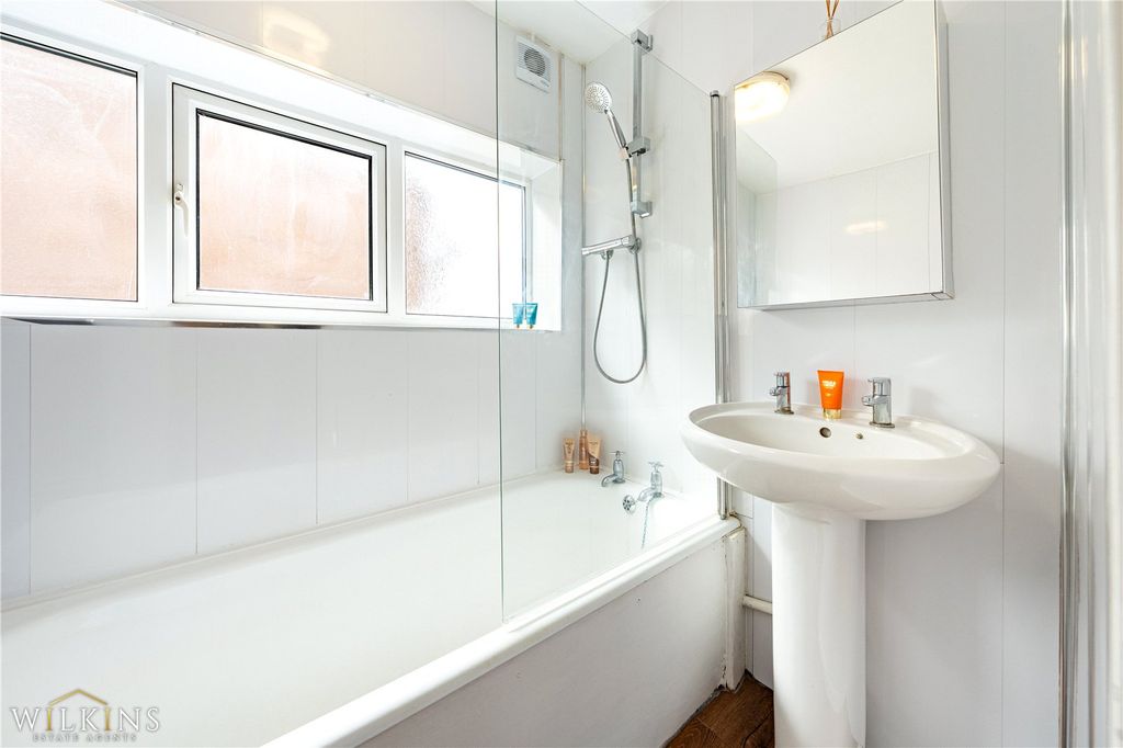 Additional image 14 of 3 bed semi-detached house for saleHighcliffe Road, Tamworth, Staffordshire B77