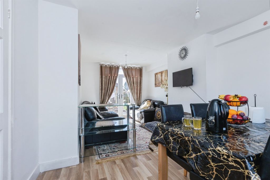 Additional image 12 of 3 bed semi-detached house for saleSwannington Road, Leicester LE3
