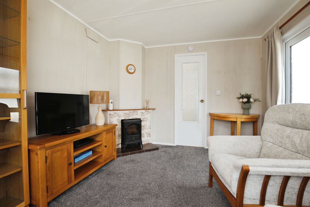 Additional image 6 of 1 bed mobile/park home for saleHolders Road, Amesbury, Salisbury SP4