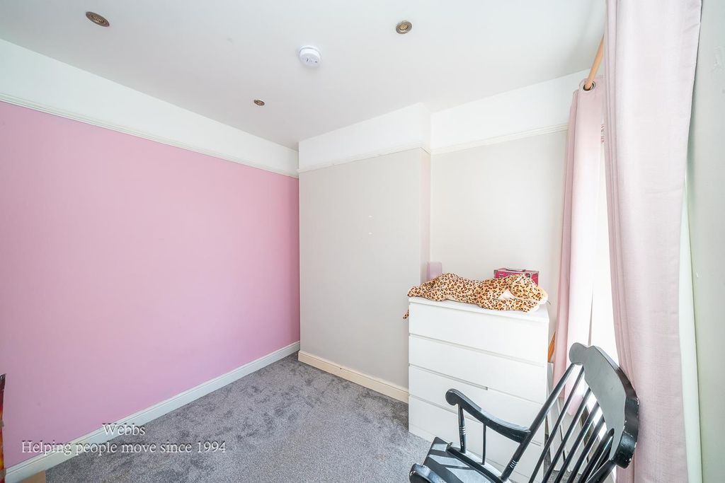 Additional image 18 of 4 bed semi-detached house for saleCoppice Lane, Cheslyn Hay, Walsall WS6