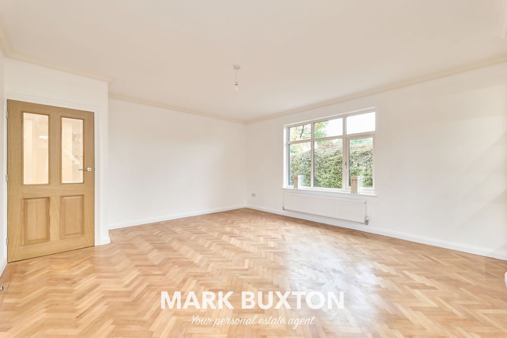 3 bed bungalow for saleSandyfields, Baldwins Gate, Newcastle-Under-Lyme ST5 photo 5