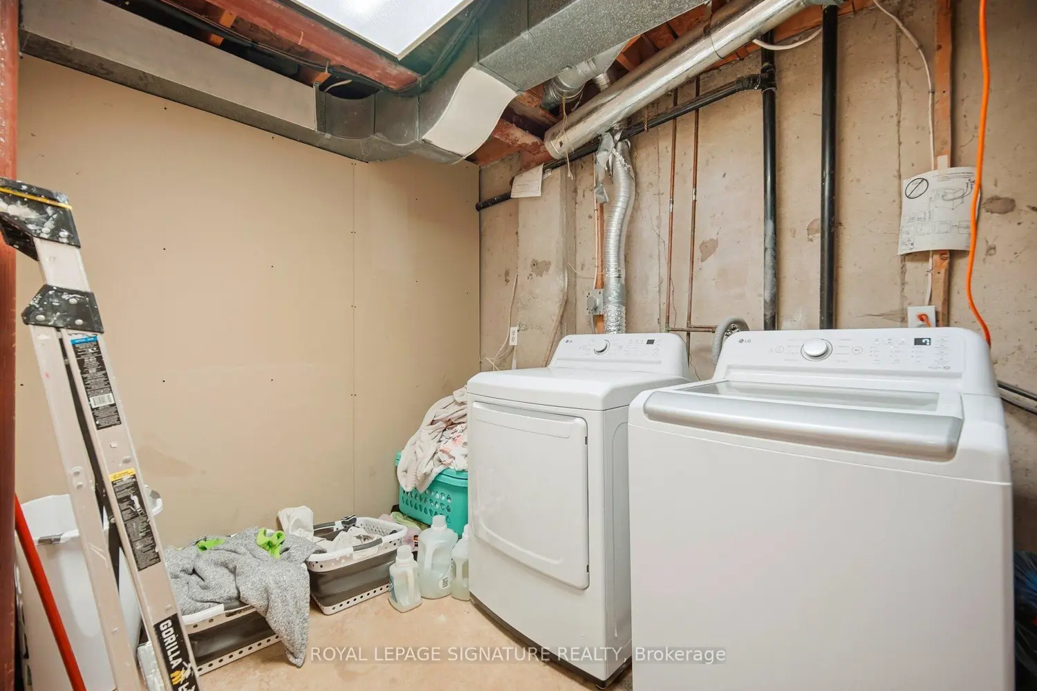Additional image 9 of 6945 Gracefield Drive