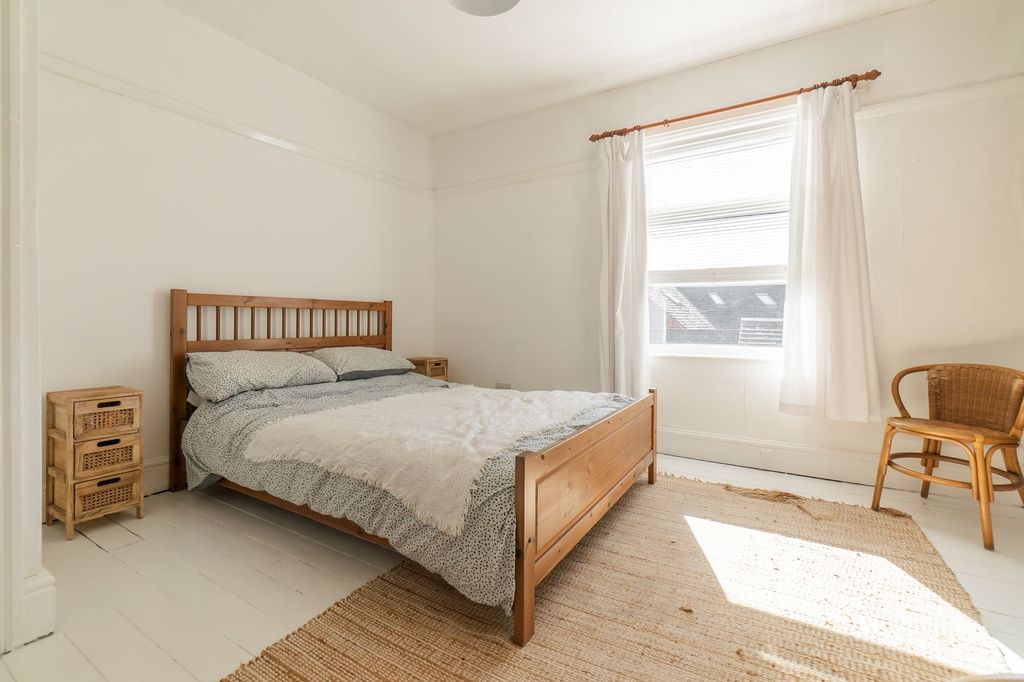 Additional image 18 of 3 bed semi-detached house for saleMain Street, Newbold Verdon LE9