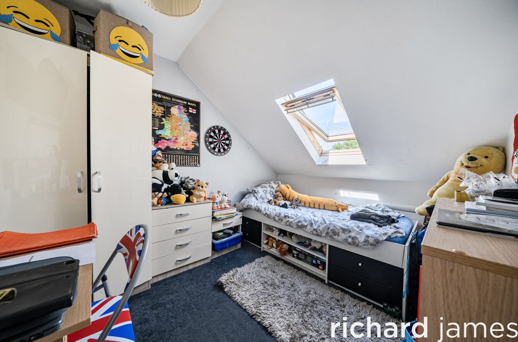 Additional image 4 of 5 bed detached house for saleRichards Close, Royal Wootton Bassett SN4