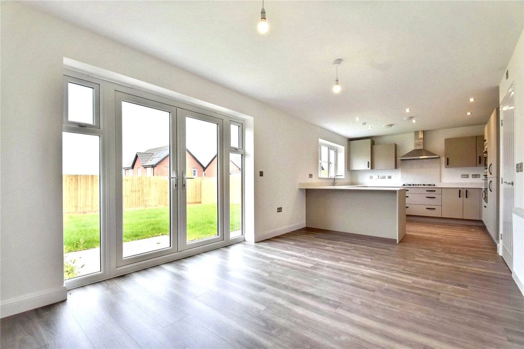 Additional image 8 of 3 bed detached house for saleWestlands View, Clayton Road, Newcastle-Under Lyme, Staffordshire ST5