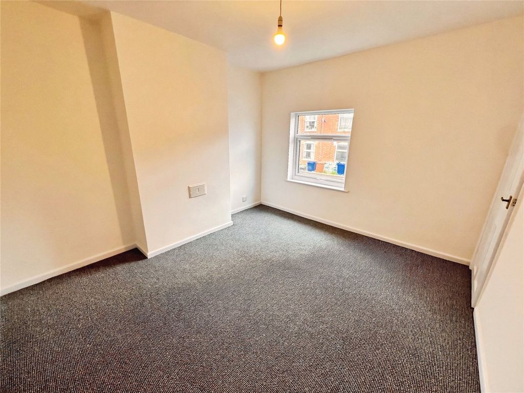 Additional image 9 of 3 bed semi-detached house for saleRosliston Road, Burton-On-Trent, Staffordshire DE15