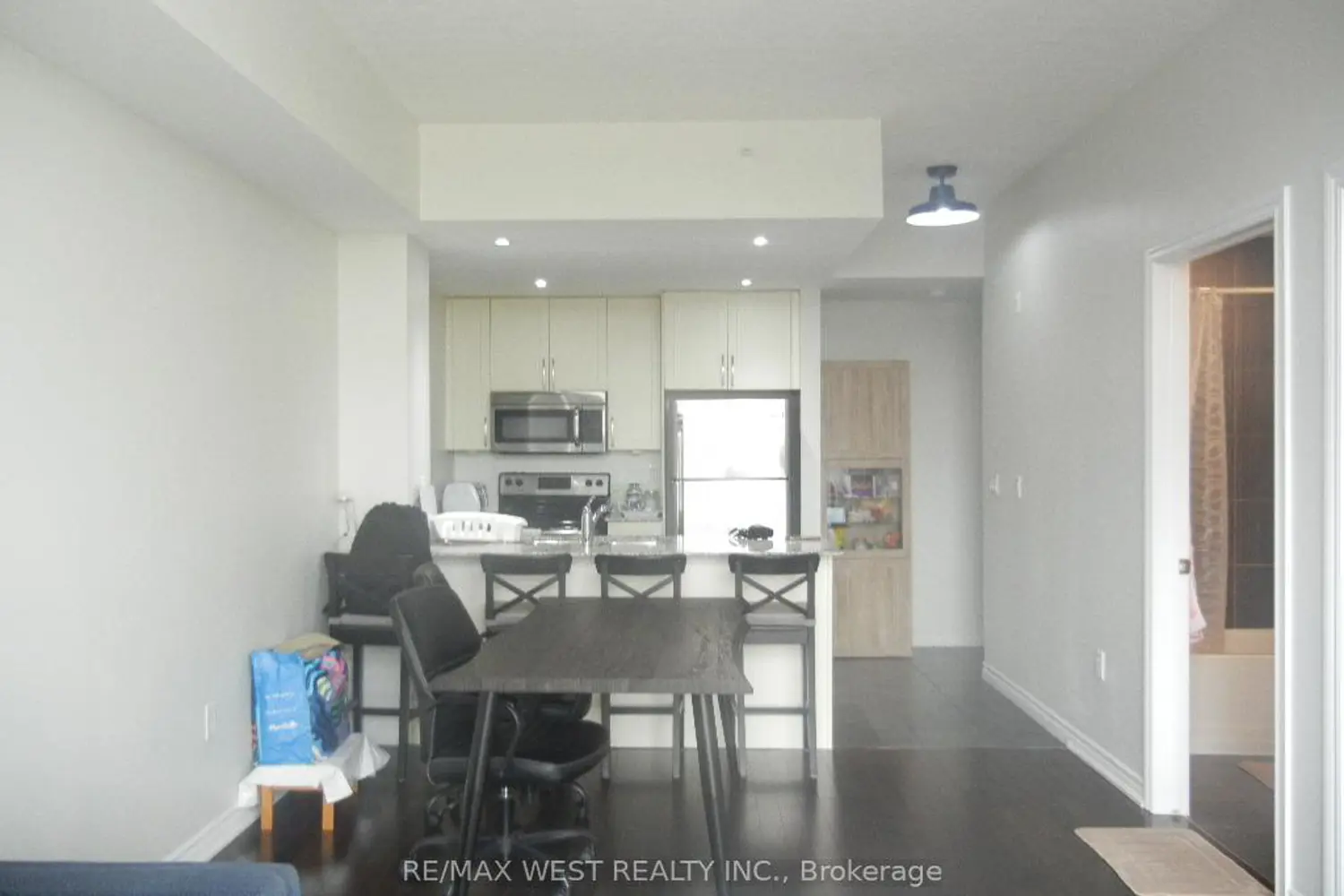 Additional image 5 of 427 Aberdeen Avenue 406