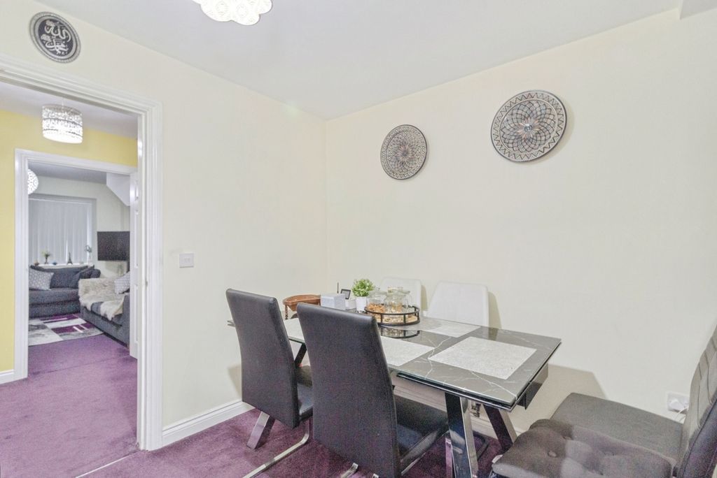 Additional image 5 of 3 bed semi-detached house for saleWoodland Road, Leicester, Leicestershire LE5