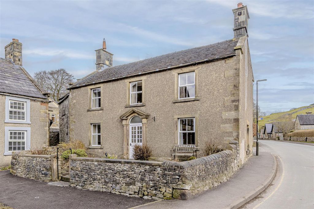 3 bed link detached house for saleMarket Place, Hartington, Buxton, Derbyshire SK17