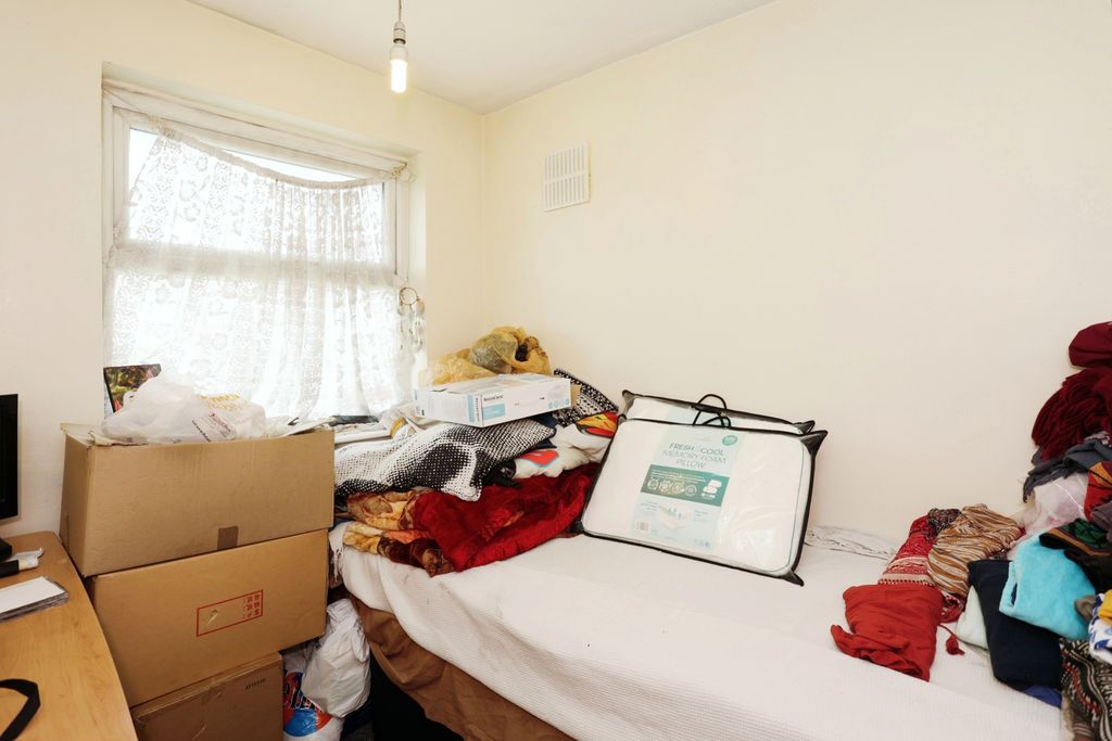 Additional image 13 of 3 bed semi-detached house for saleChestnut Avenue, Leicester, Leicestershire LE5