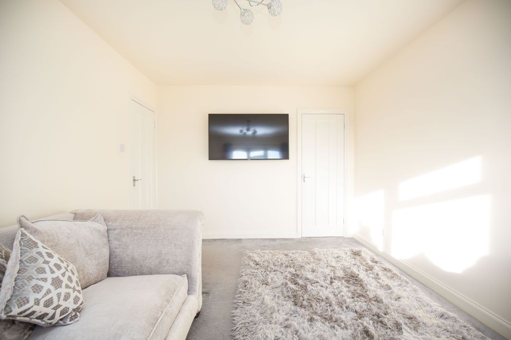 Additional image 6 of 3 bed semi-detached house for saleCrossfell, Wilnecote, Tamworth B77