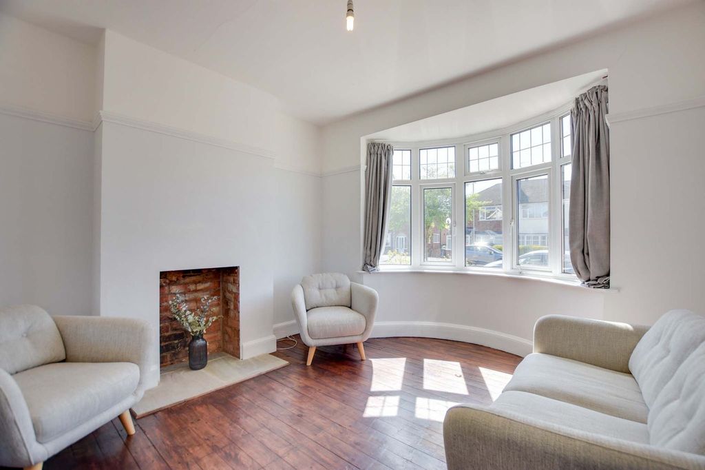 Additional image 7 of 3 bed semi-detached house for saleKenwood Road, Knighton, Leicester LE2
