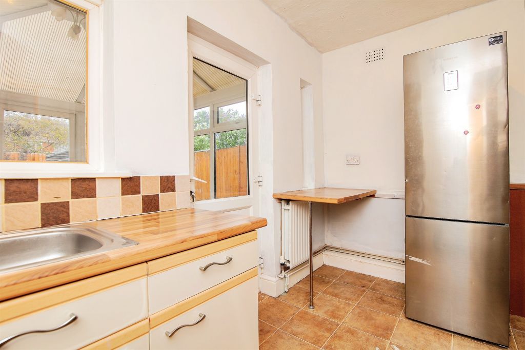 Additional image 8 of 3 bed terraced house for saleDrift Avenue, Stamford PE9
