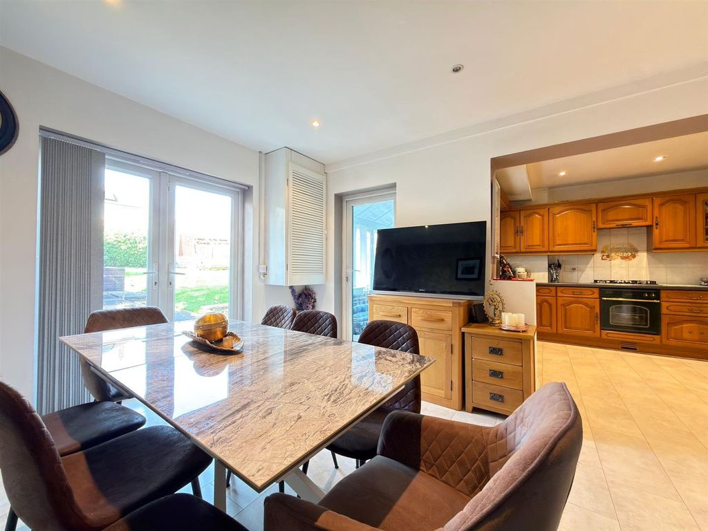 Additional image 10 of 5 bed detached house for saleDowning Drive, Evington, Leicester LE5