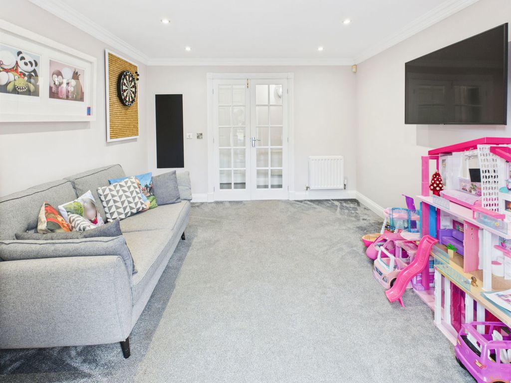 Additional image 20 of 5 bed detached house for saleKingsdown Close, Weston, Crewe CW2