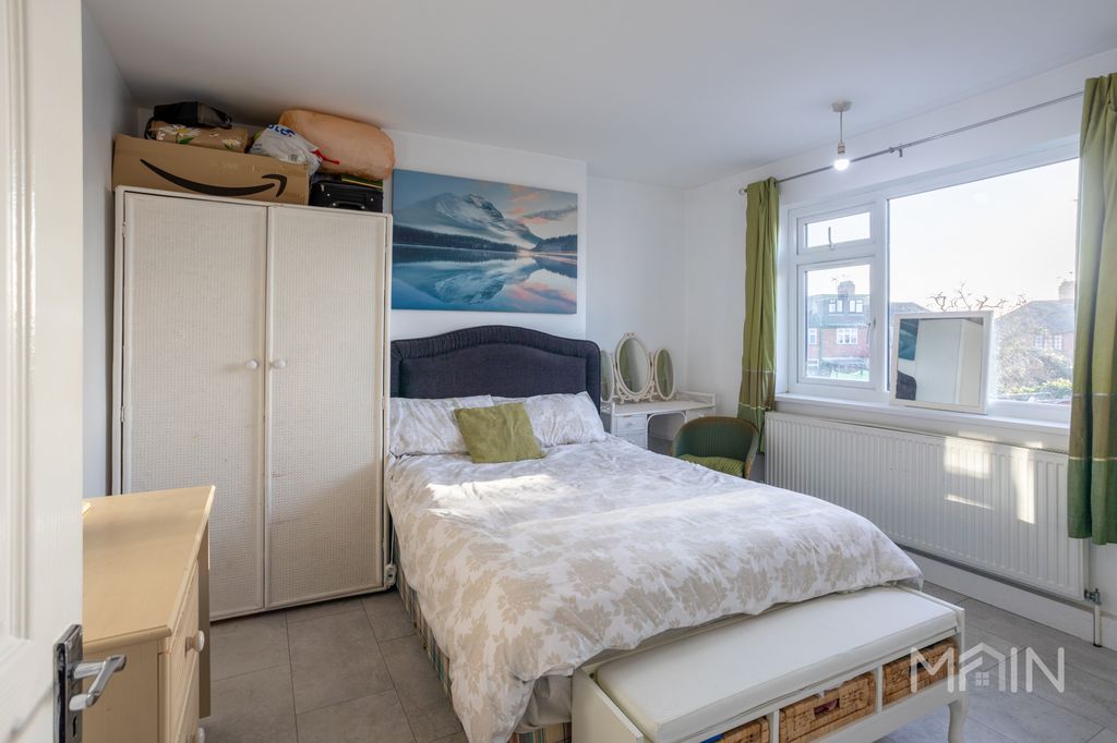 Additional image 15 of 4 bed semi-detached house for saleThe Circle, Leicester, Leicestershire LE5