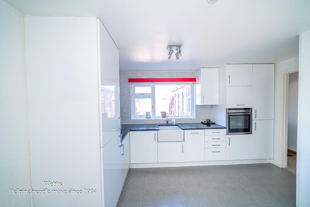 Additional image 8 of 3 bed semi-detached house for saleKingsley Avenue, Hednesford, Cannock WS12