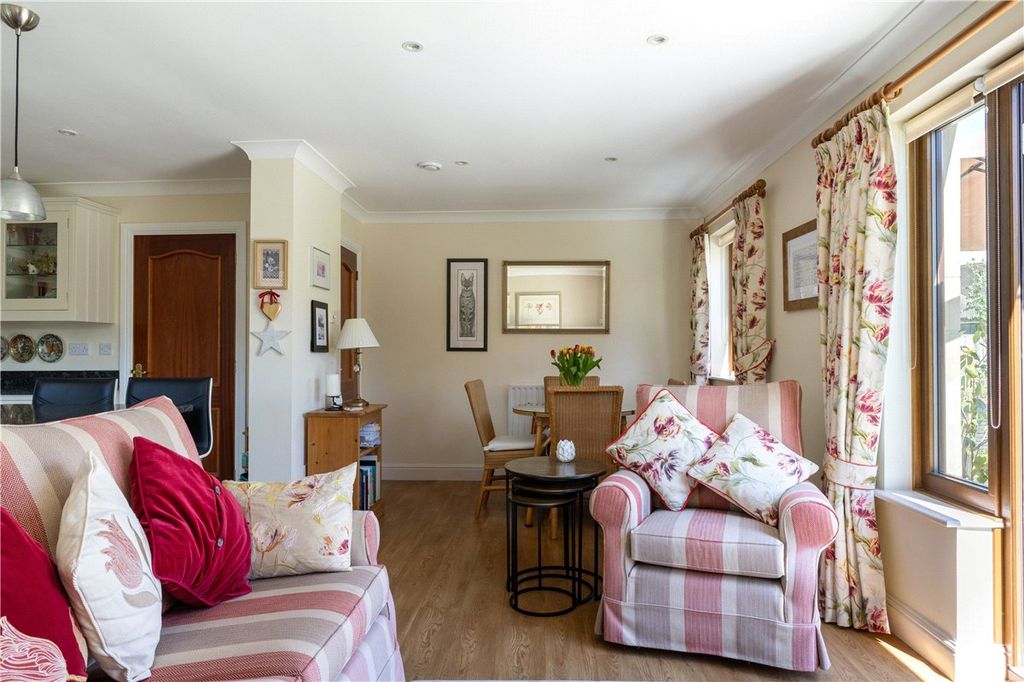 Additional image 10 of 5 bed detached house for saleGrafton Place, East Grafton, Marlborough, Wiltshire SN8