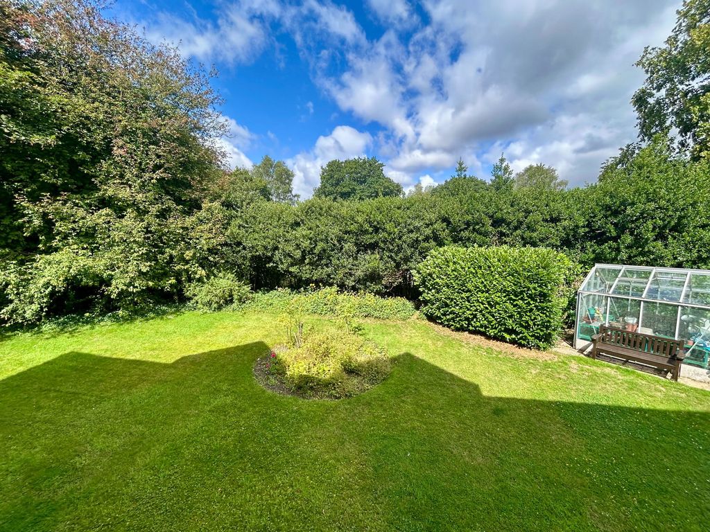 Additional image 11 of 2 bed flat for saleBurcot Court, Four Oaks Road, Sutton Coldfield B74