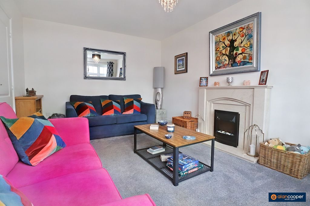 Additional image 4 of 3 bed semi-detached house for saleRoman Avenue, Heritage Fields, Nuneaton CV11