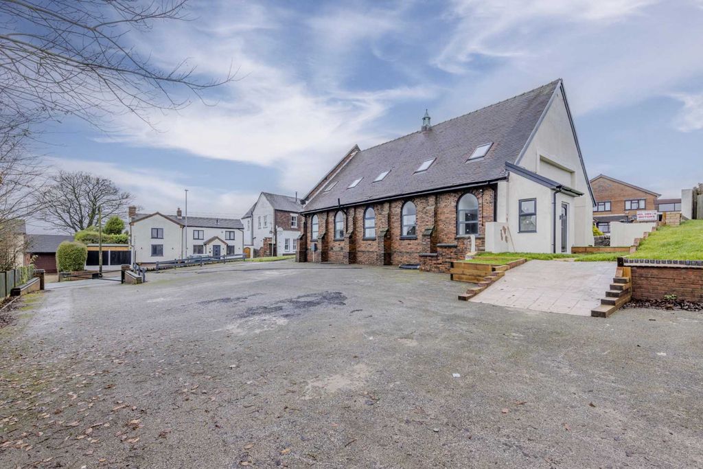 3 bed semi-detached house for saleChapel Lane, Harriseahead, Stoke On Trent ST7