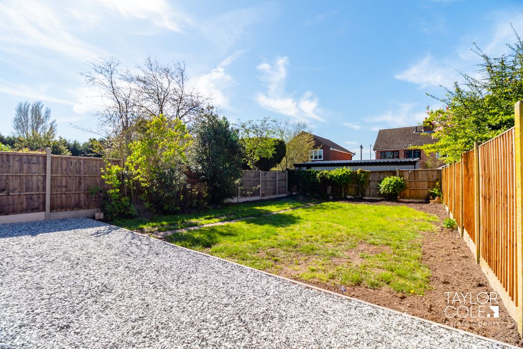 Additional image 26 of 4 bed semi-detached house for saleComberford Road, Tamworth B79