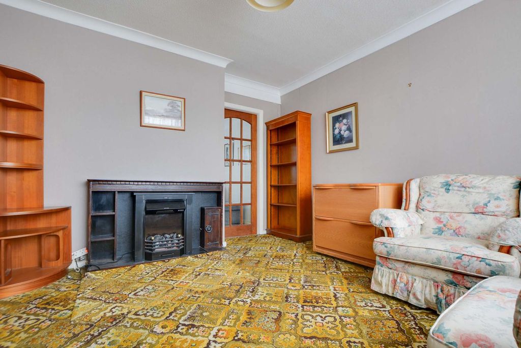 Additional image 6 of 3 bed semi-detached house for saleGodwin Avenue, Wigston, Leicester LE18