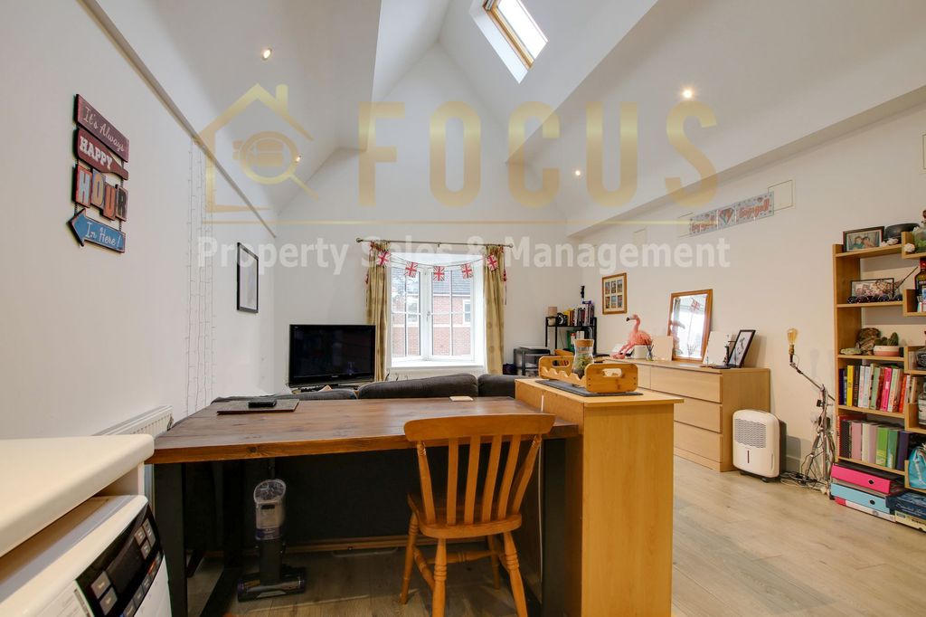 Additional image 9 of 1 bed flat for saleElms Road, Leicester LE2