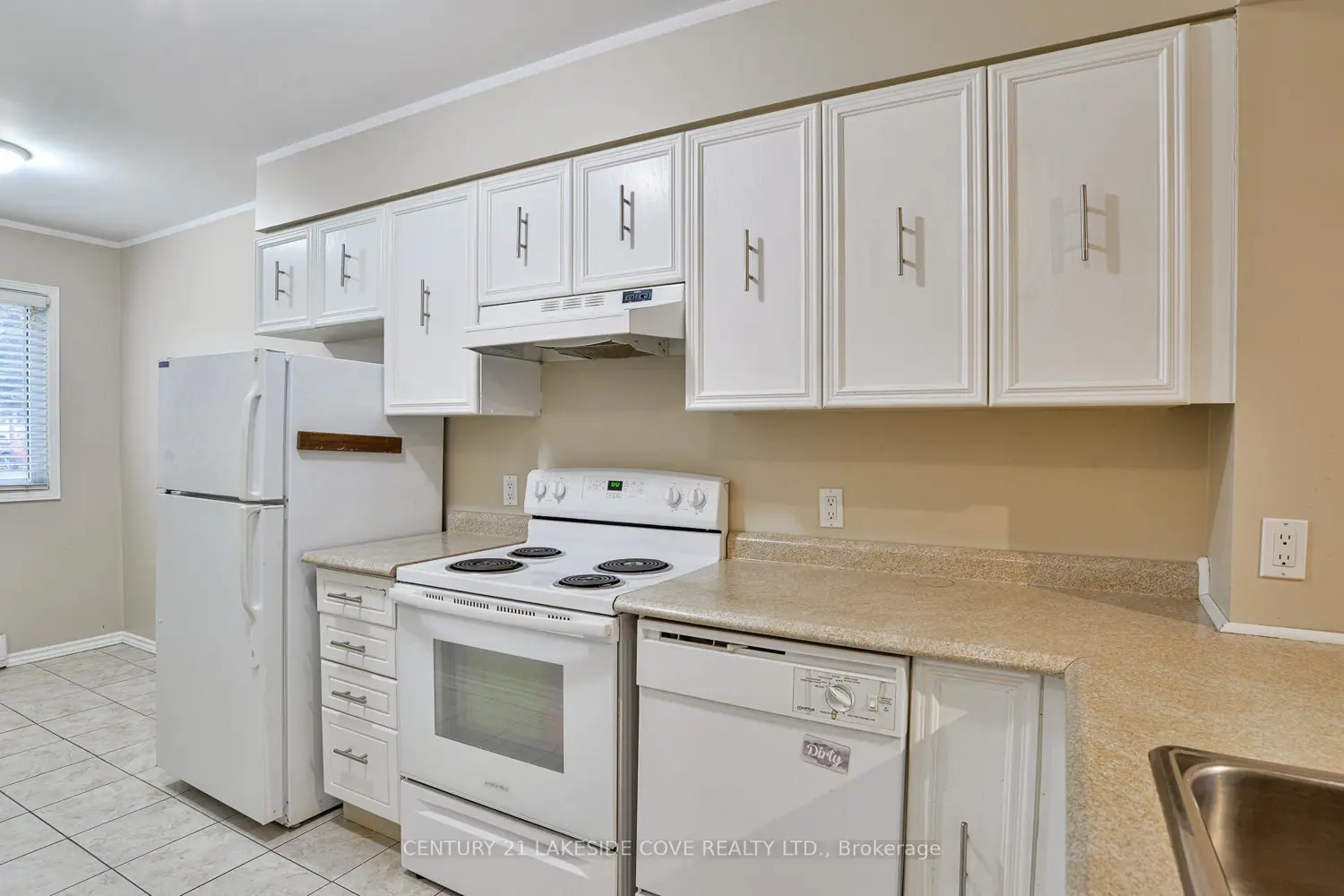 Additional image 5 of 11 Laguna Parkway Unit #37