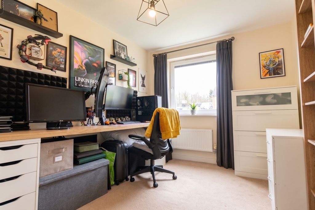 Additional image 3 of 2 bed flat for salePavilion Close, Leicester, Leicestershire LE2