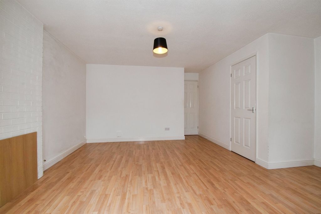 Additional image 5 of 3 bed semi-detached house for saleMalham Way, Oadby, Leicester LE2