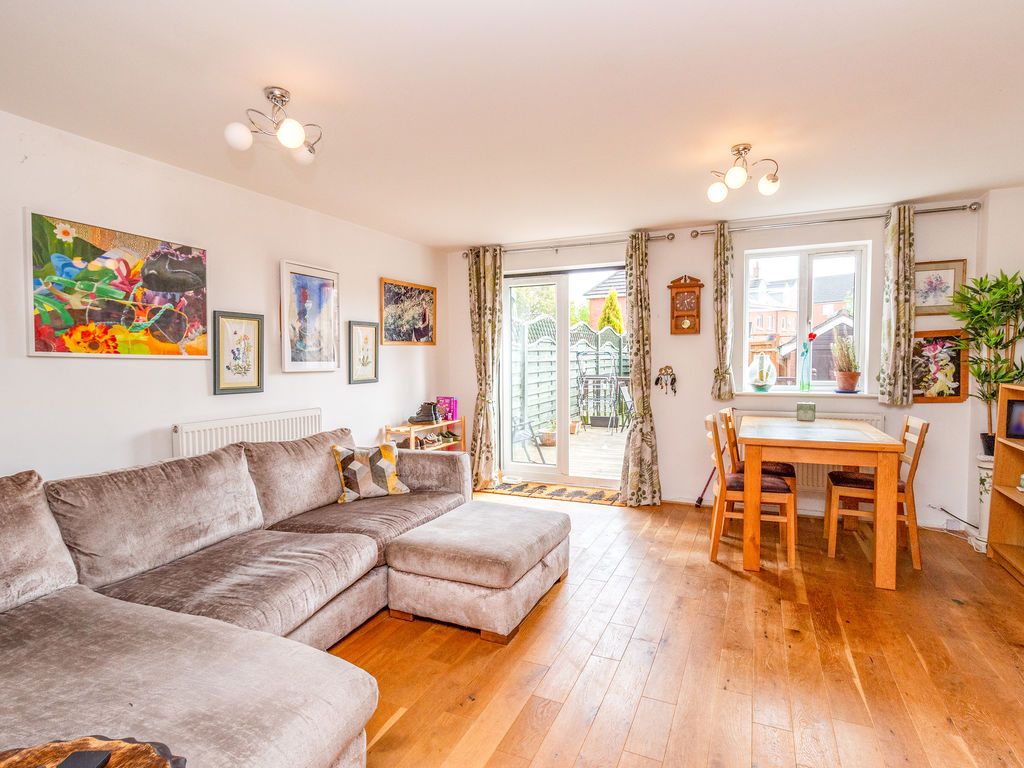 Additional image 3 of 3 bed town house for saleDerby Road, Uttoxeter ST14
