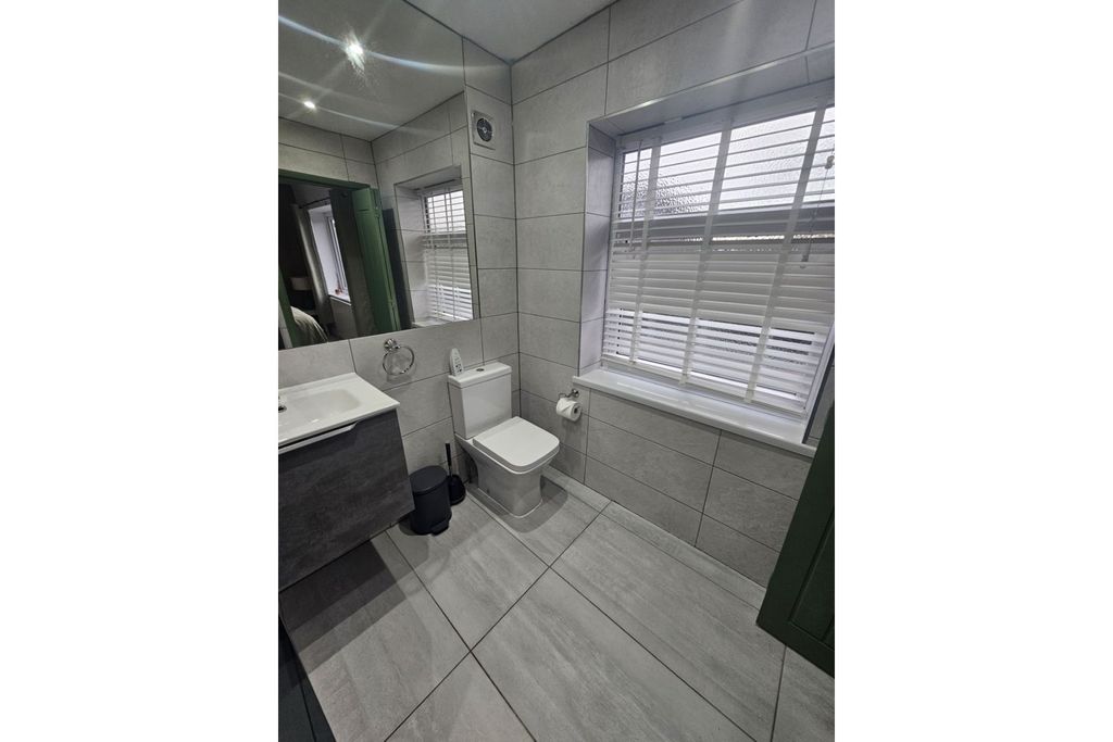 Additional image 13 of 3 bed semi-detached house for saleWintersdale Road, Leicester LE5