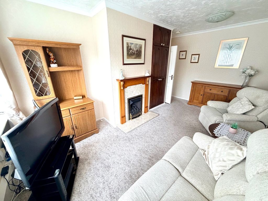 Additional image 3 of 1 bed flat for saleRenton Grove, Rakegate, Wolverhampton WV10