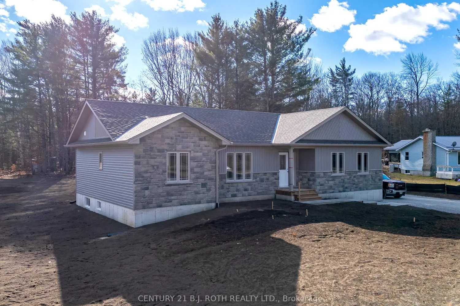 6121 Concession B-C Road photo 5