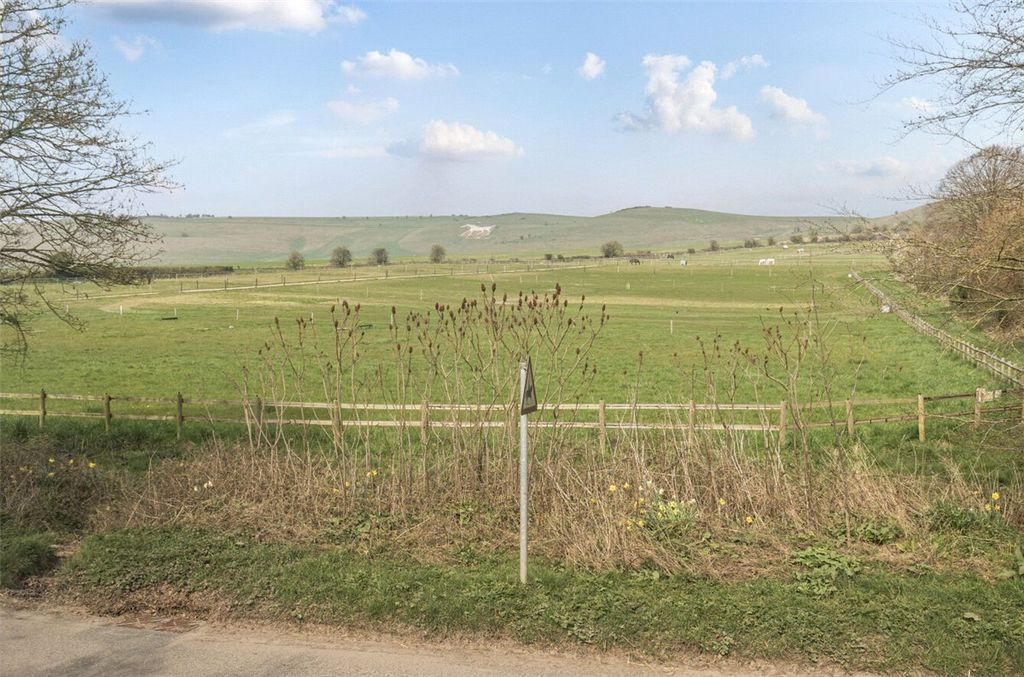 Additional image 11 of 3 bed cottage for saleBrown's Lane, Alton Barnes, Marlborough, Wiltshire SN8