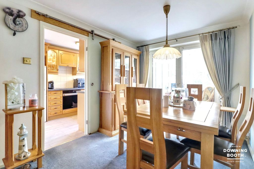 Additional image 7 of 3 bed link detached house for saleCanterbury Close, Lichfield WS13