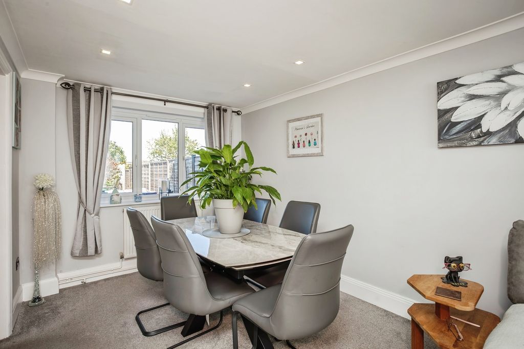 Additional image 5 of 3 bed semi-detached house for saleFrancis Drive, Loughborough, Leicestershire LE11