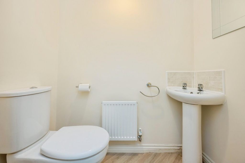 Additional image 6 of 4 bed town house for saleThe Laurels, Fazeley, Tamworth B78