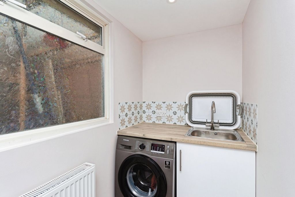 Additional image 10 of 3 bed semi-detached house for saleCovert Close, Great Haywood, Stafford, Staffordshire ST18