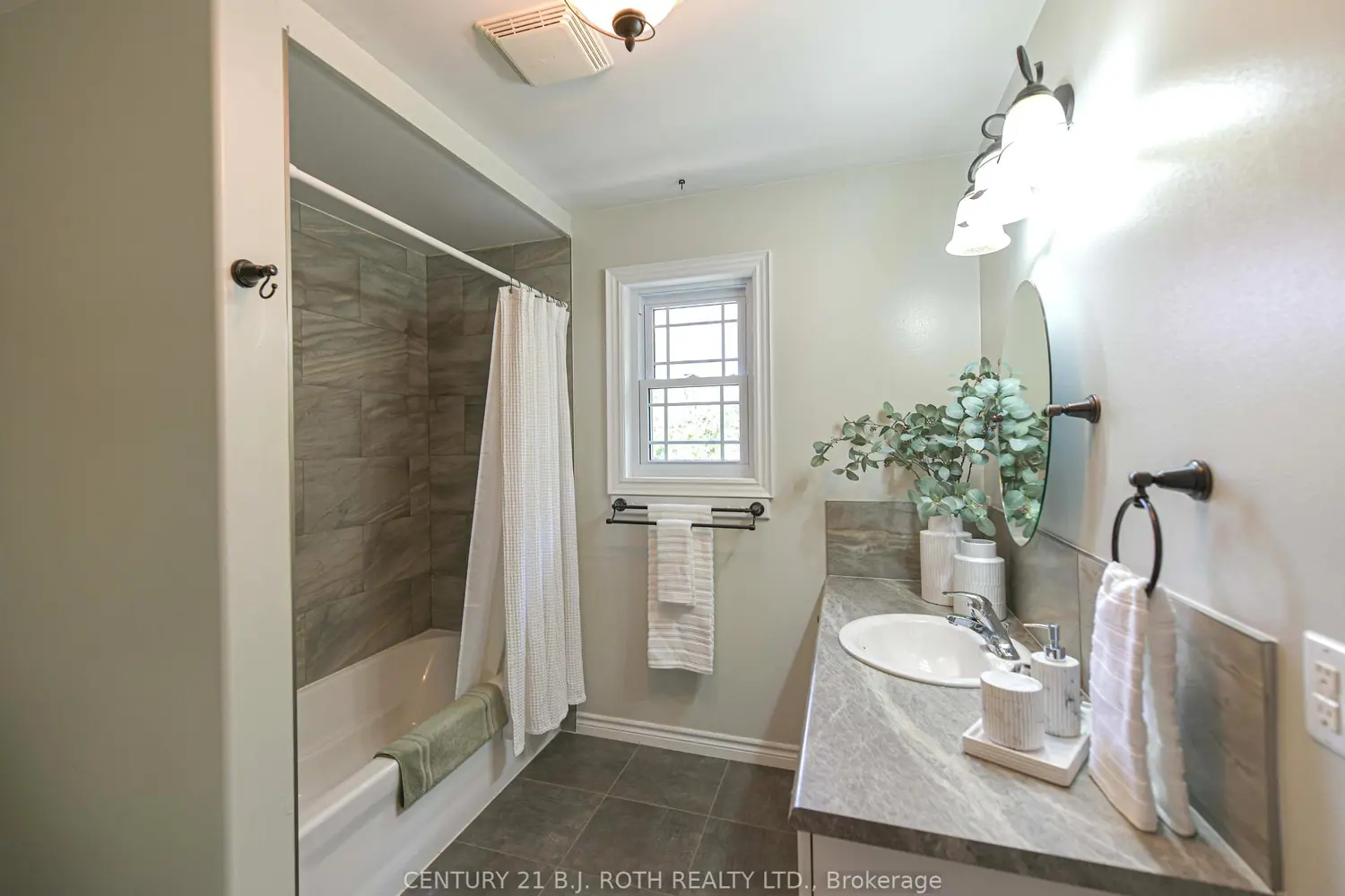 Additional image 11 of 43 Creighton Street 204