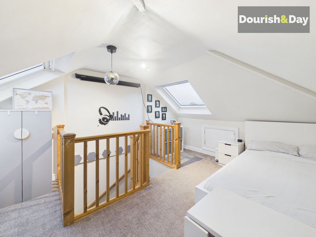 Additional image 15 of 4 bed semi-detached house for saleSilkmore Lane, Stafford ST17
