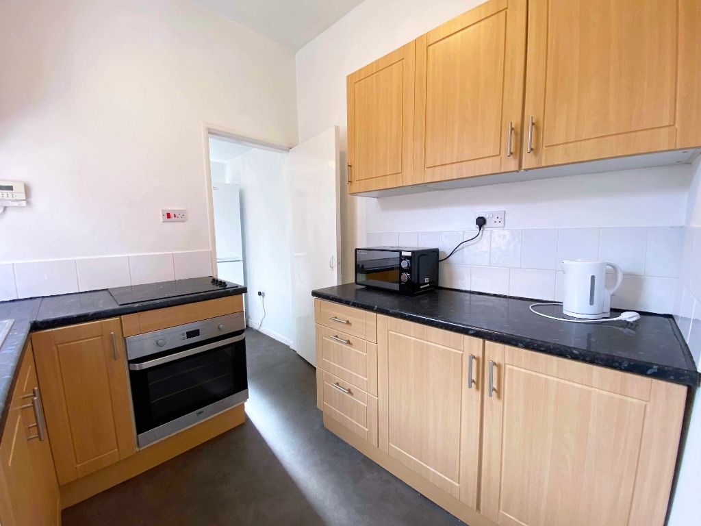 Additional image 3 of 5 bed terraced house for saleHartopp Road, Clarendon Park, Leicester LE2